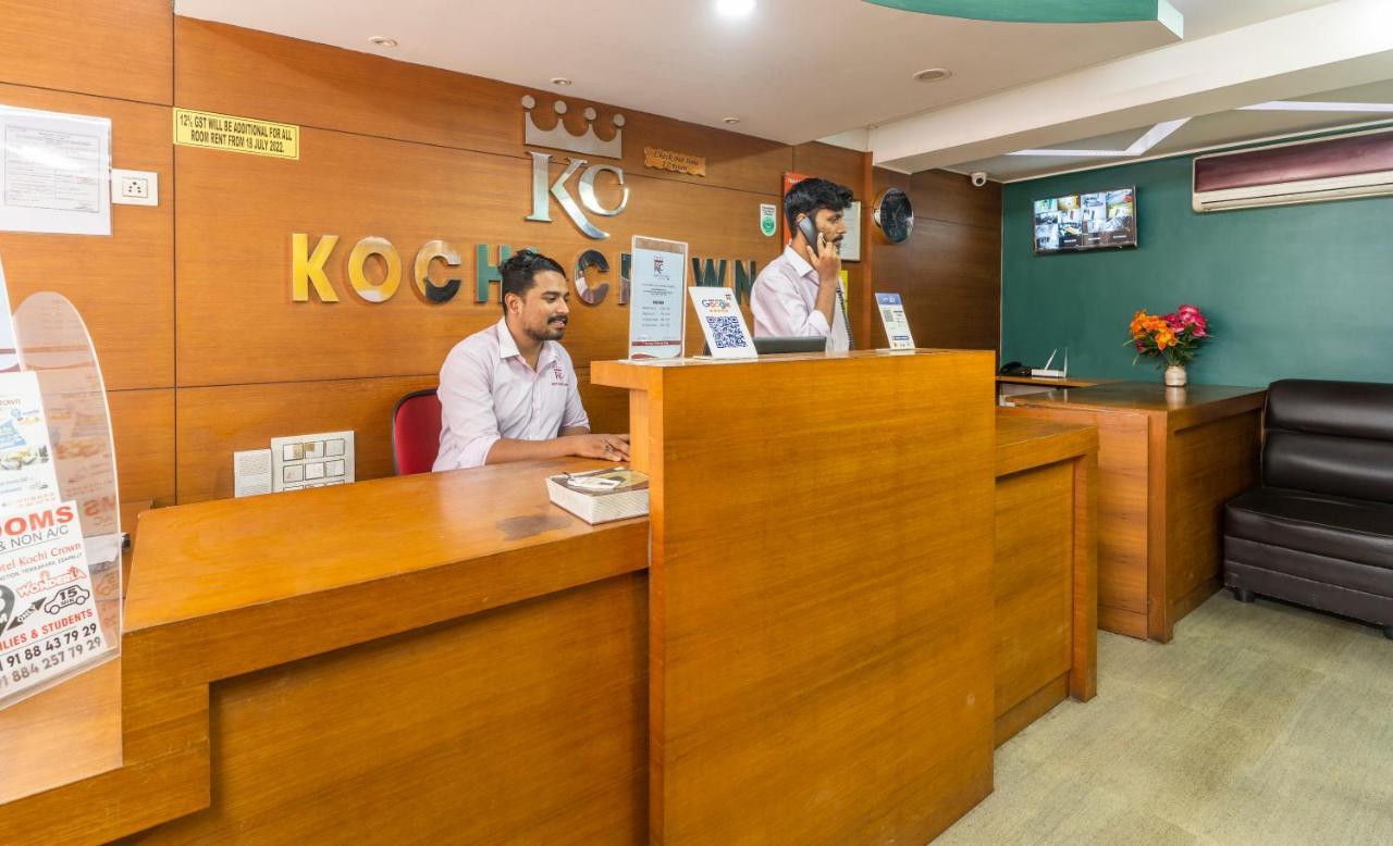 Hotel Kochi Crown Buitenkant foto
