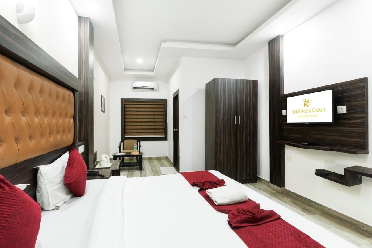 Hotel Kochi Crown Buitenkant foto