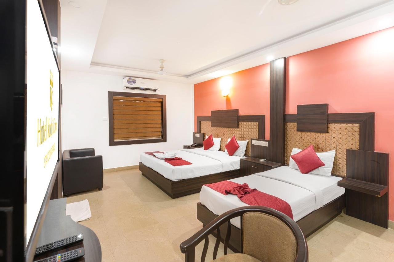 Hotel Kochi Crown Buitenkant foto