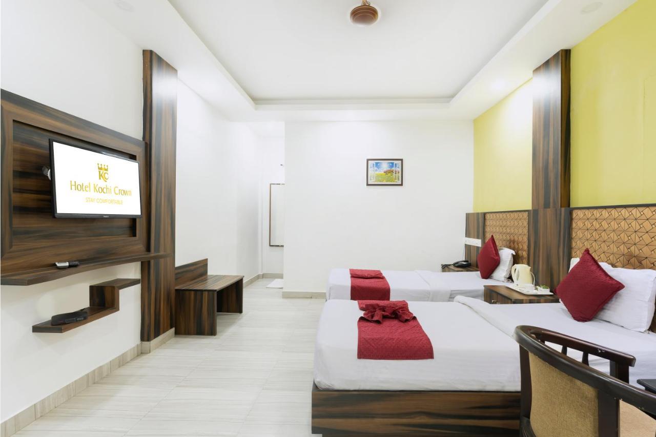 Hotel Kochi Crown Buitenkant foto