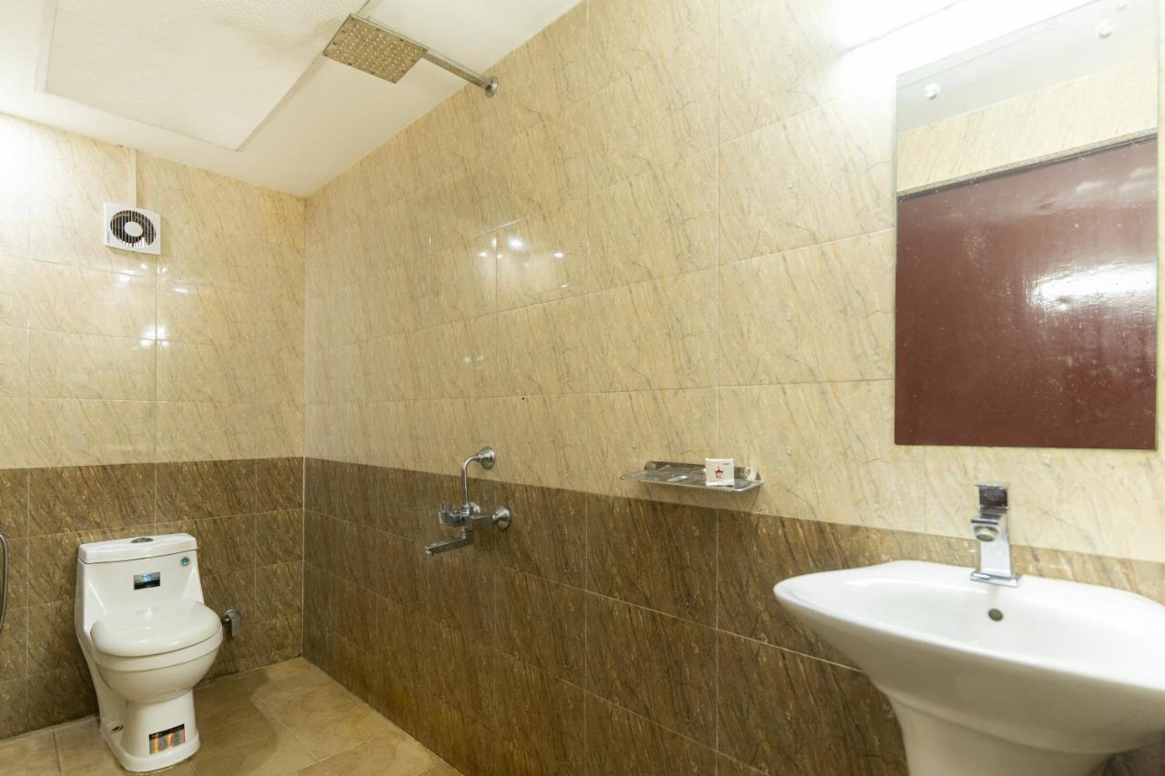 Hotel Kochi Crown Buitenkant foto
